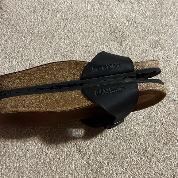Birkenstock Single Strap Black Sandals, Size 38/Women's 7.5 Excellent Condition - Picture 9 of 9